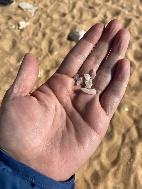 エジプト・カイロ「エジプト 砂漠キャンプの旅」の写真:クリスタルマウンテン。
クリスタルめっち...