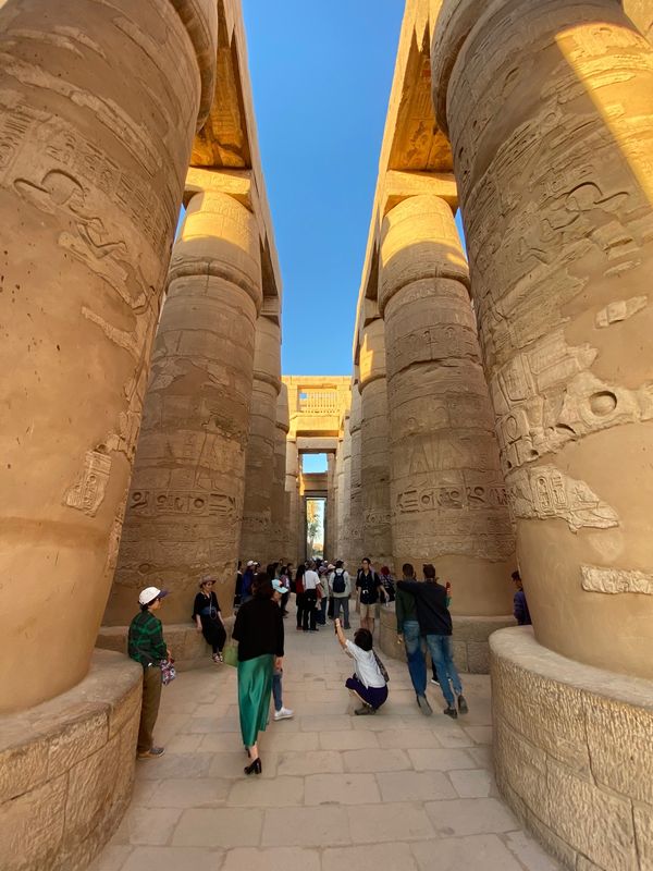 エジプト・カイロ「エジプト 砂漠キャンプの旅」の写真:ルクソールラストの遺跡はカルナック神殿!...