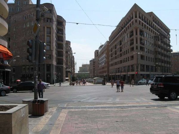 アルメニア・エレバン「2013年 アルメニア 清潔な首都エレバン」の写真