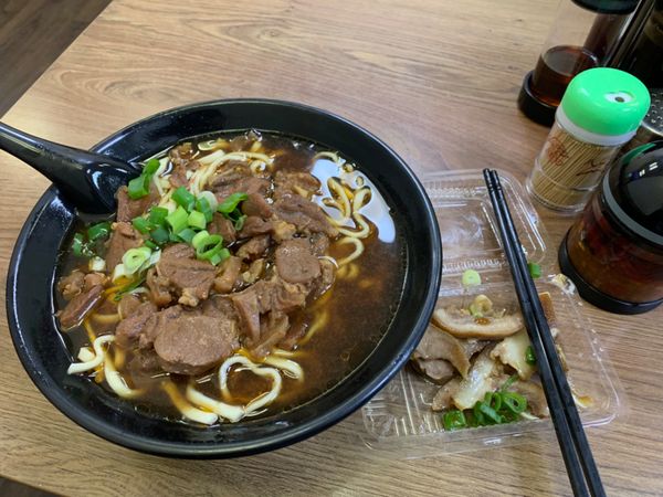 台湾「台湾一人旅(初一人海外)」の写真：台湾ご飯盛り合わせ
最後の写真がイチオ...