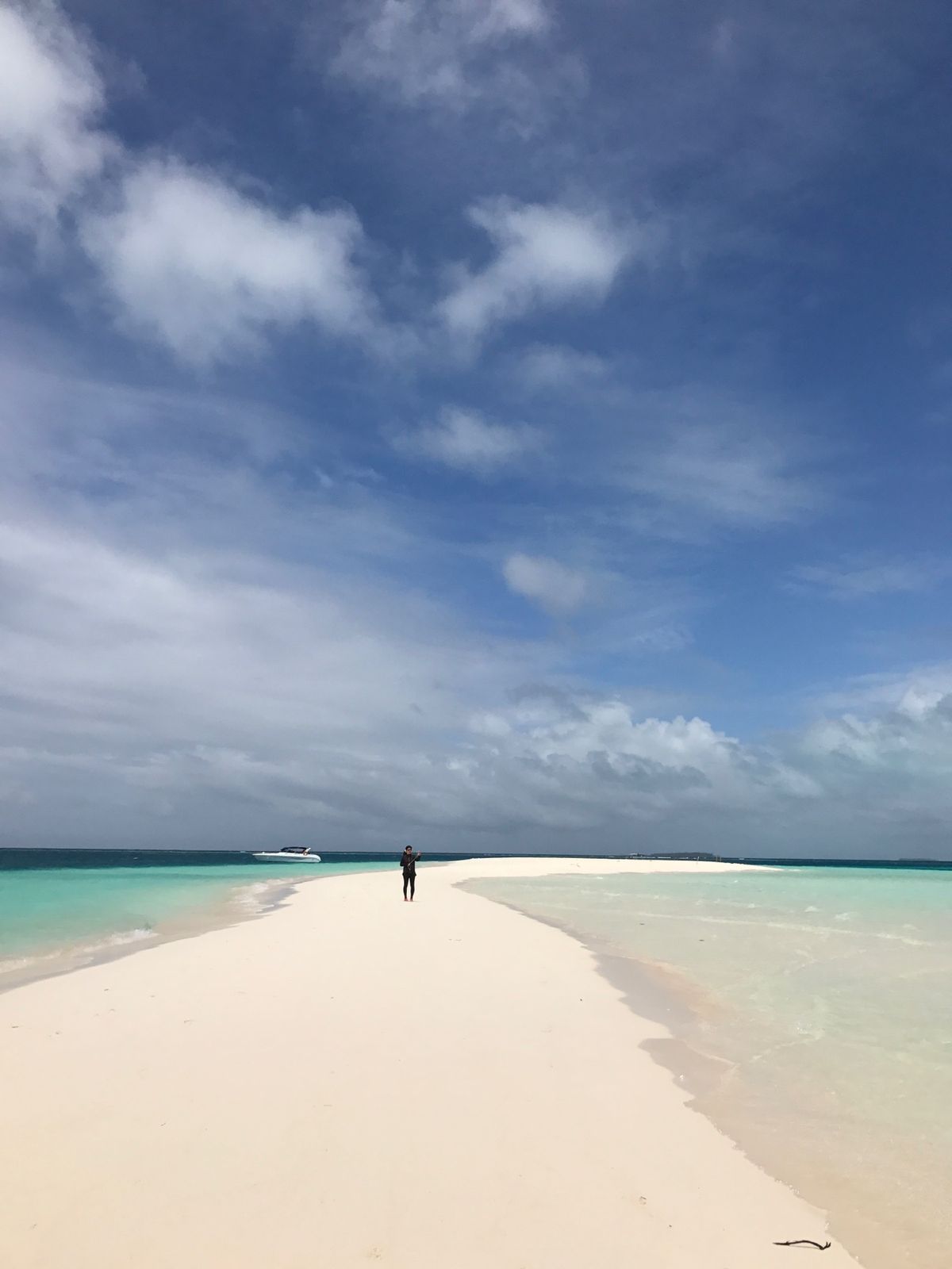 水上レストラン、ノンカウイ島上陸、ピッチングナチュレでシュノーケリングなど...