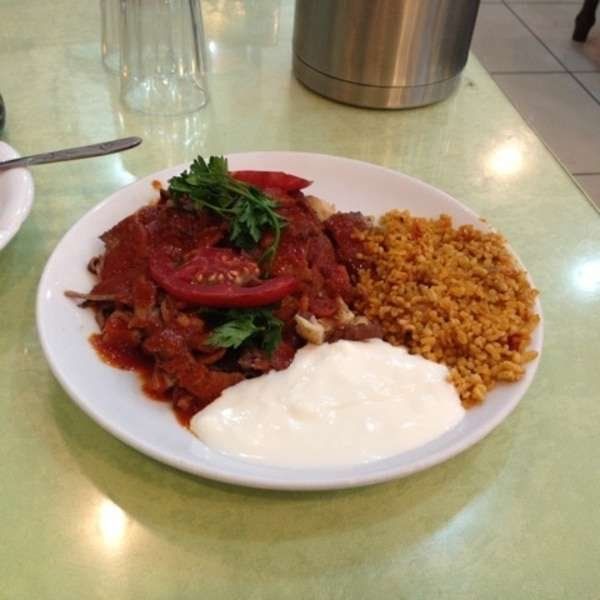 トルコ・ディヤルバクル「2013年 トルコ東部　クルドの人たち」の写真：グルジア国境からバスで
エルズルム着。
...