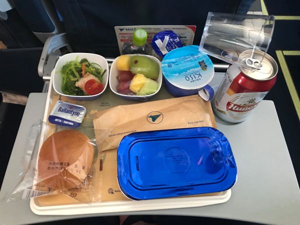 モンゴル国・モンゴル ウランバートル ゲル 遊牧民「ウランバートル/モンゴル」の写真:ミアットモンゴル航空でウランバートルへ。...