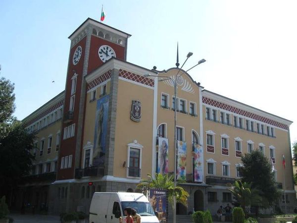 ブルガリア・ソフィア「2013年 ブルガリア 伝統ある街ハスコヴォ 首都ソフィア」の写真:ハスコヴォ市役所