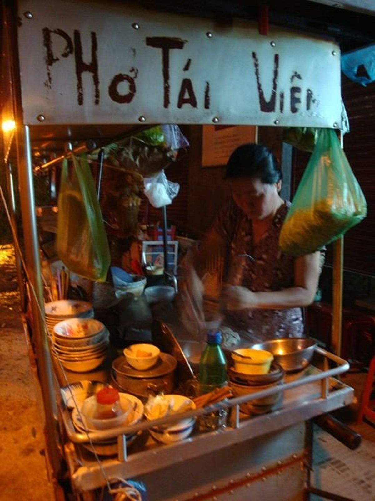 このおばちゃんのバインミー美味しくて毎日食べたな。ごはんはだいたい屋台、路...