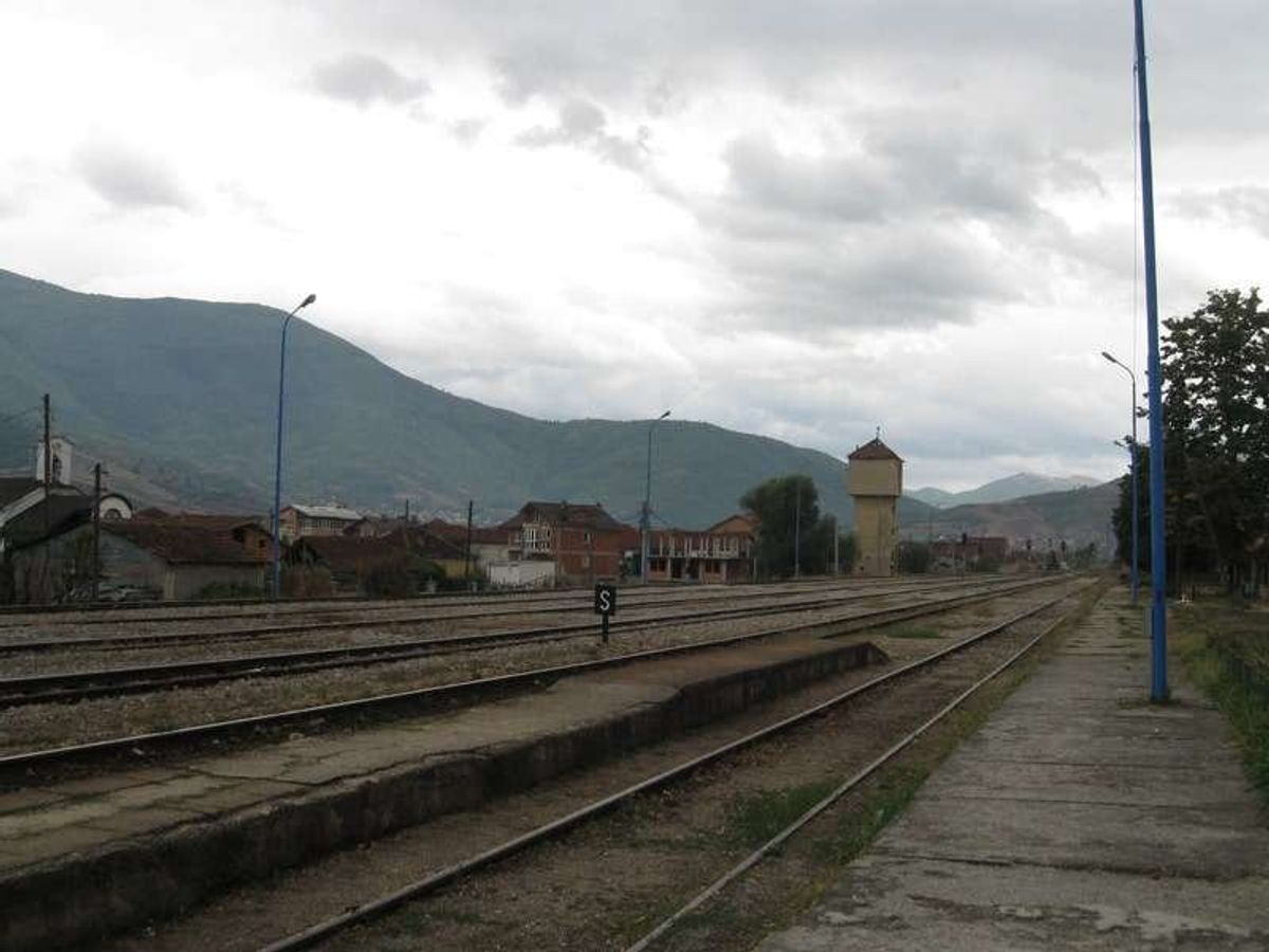 スコピエからバスで１時間半くらいのゴスティバルという街です。州の州都です。...