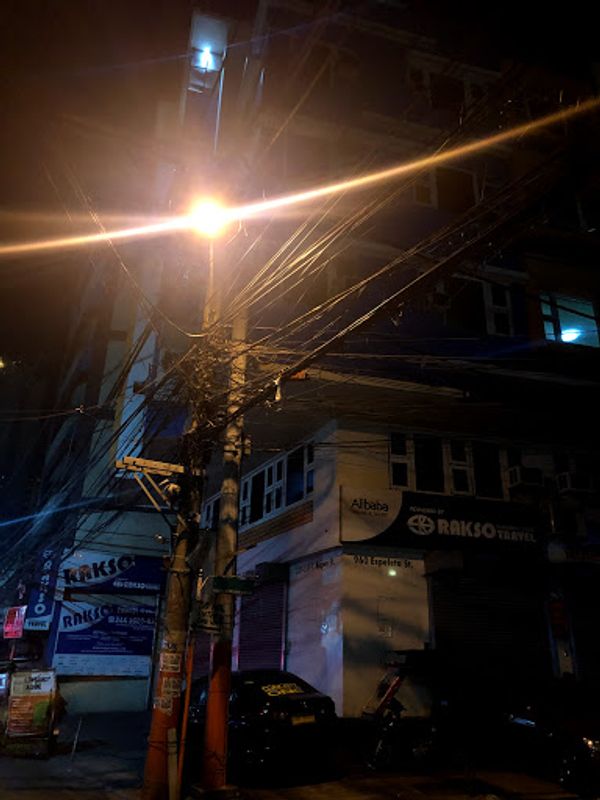 フィリピン・サンフランシスコ「フィリピンの秘境&島巡り」の写真:マニラ
ディビソリアら辺とか中華街の近く...