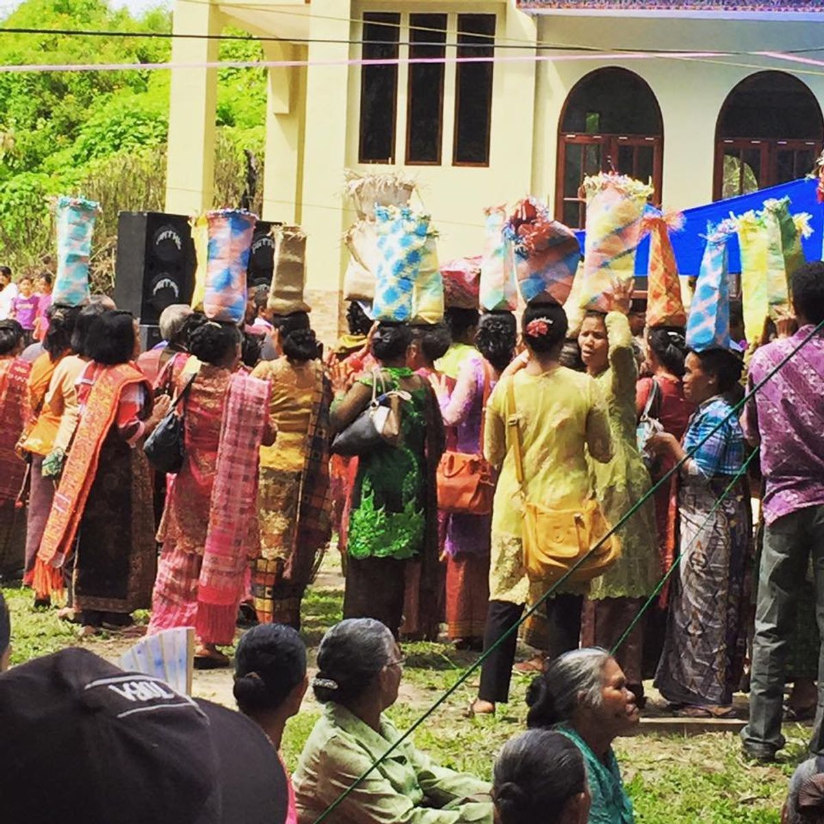 サモシール島で友達のホームパーティーと知らない人の結婚式に参加。
毎週のよ...