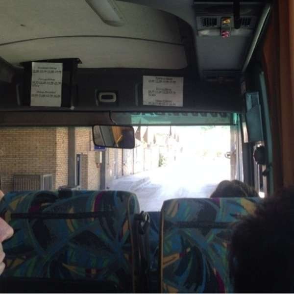 コソボ「2013年 コソボ共和国　超親米イスラム国コソボからセルビア勢力地域へ入境しました。」の写真：マケドニアからバスでコソボ入国