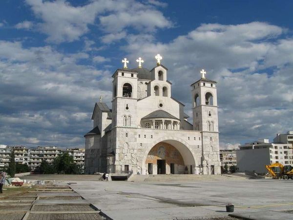 モンテネグロ・コトル「2013年 モンテネグロ　アドリア海と美しい町並みを味わう」の写真：ハリストス復活大聖堂
町で最大のセルビア正教会