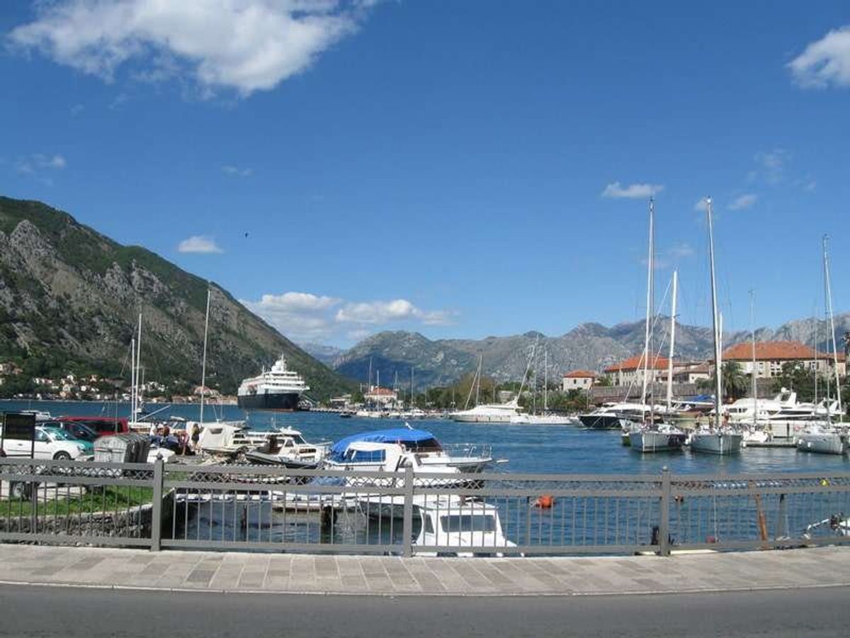 世界遺産　コトルの城壁