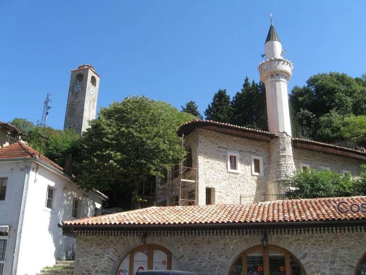 バールからウルツィニまでは乗り合いタクシーで移動しました。
アルバニア移動...