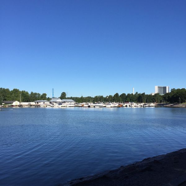 フィンランド・ヘルシンキ「短期留学②のトランジット」の写真：8月半ばのフィンランド、すっきりと晴れて...