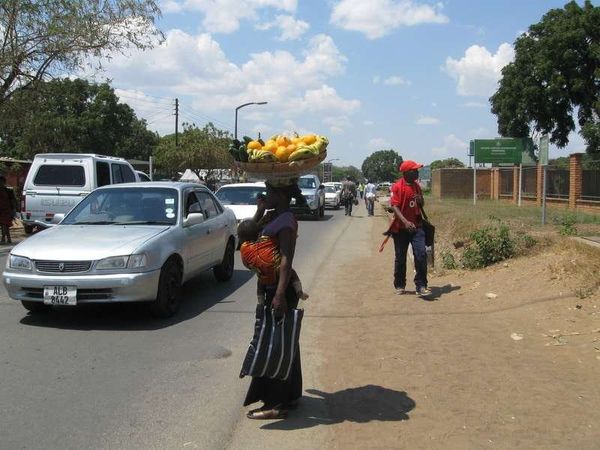 ザンビア・ビクトリアフォールズ「2013年 ザンビア 首都ルサカからビクトリアフォールズへ」の写真