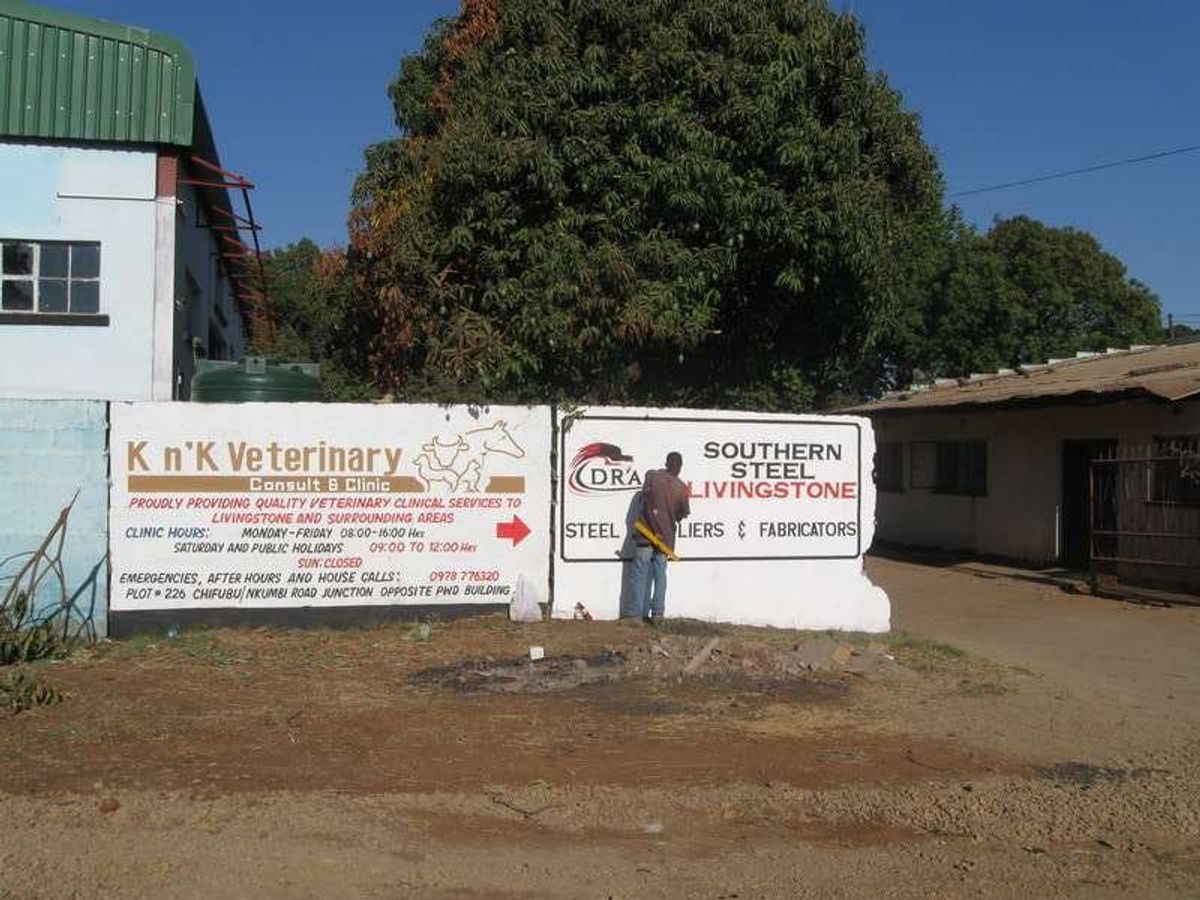 メインから少し入ったところを歩いてみました。