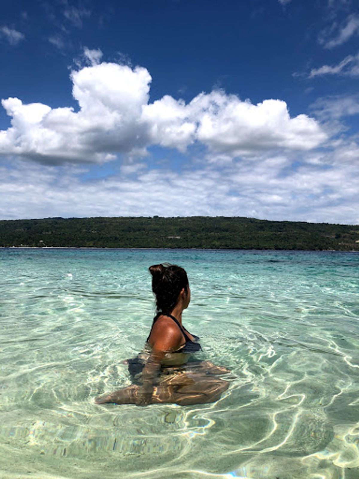 Talikud island
はい。綺麗です。透明度半端ない。人もローカル...