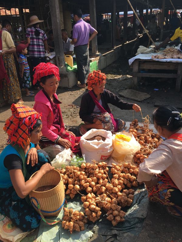 ミャンマー「ぶらり旅」の写真：インレー湖その2