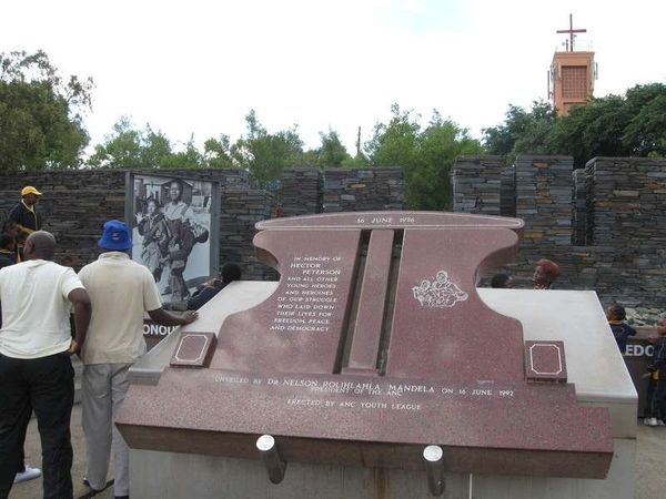 南アフリカ・ヨハネスブルグ「2013年 南アフリカ共和国　ヨハネスブルグ・・としか言いようがない。」の写真：ヘクター・ピーターソン博物館。
1976...