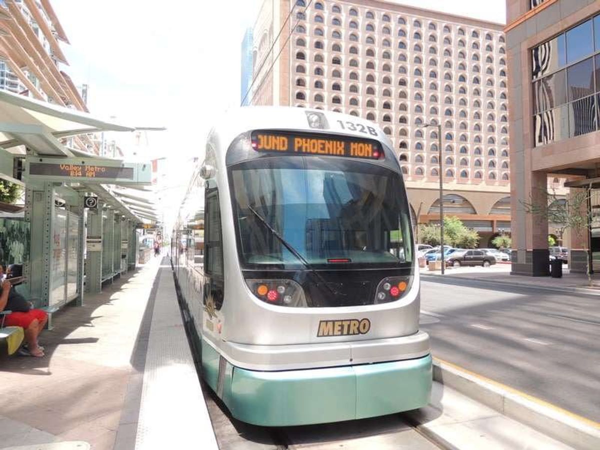 州都PhoenixのLite Rail
Busと1 day thicket...