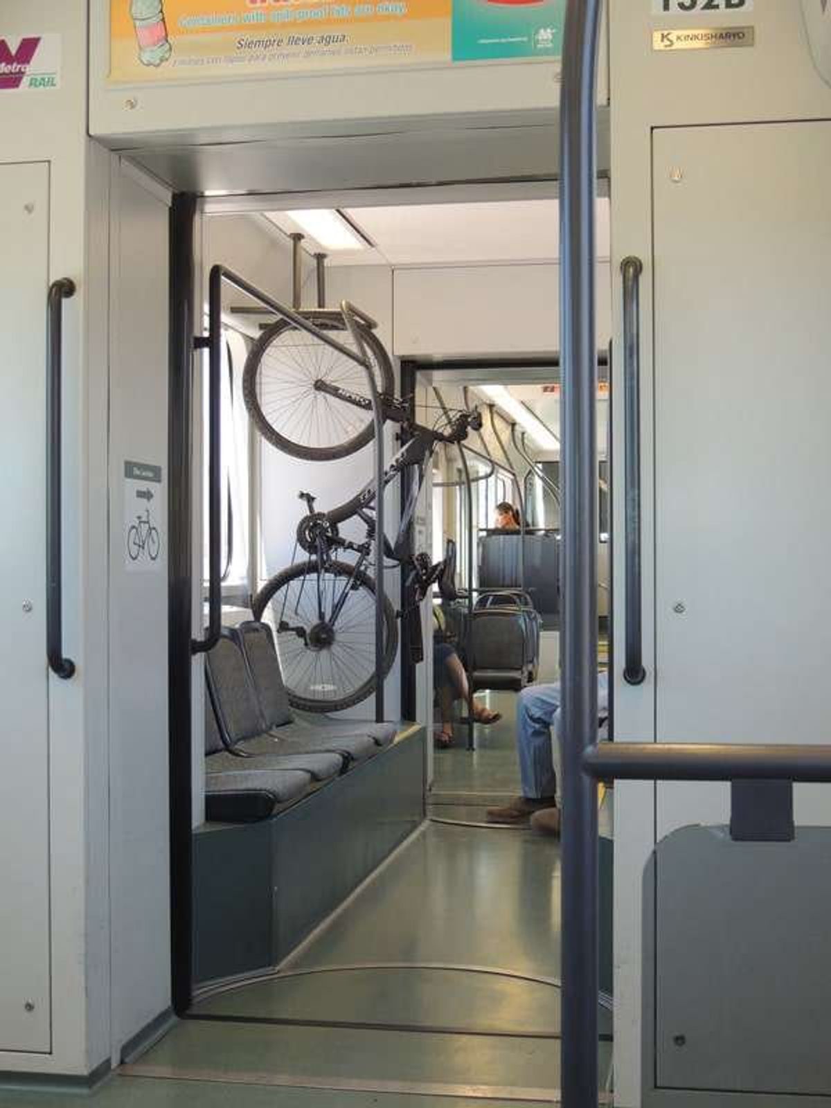 州都PhoenixのLite Rail
Busと1 day thicket...