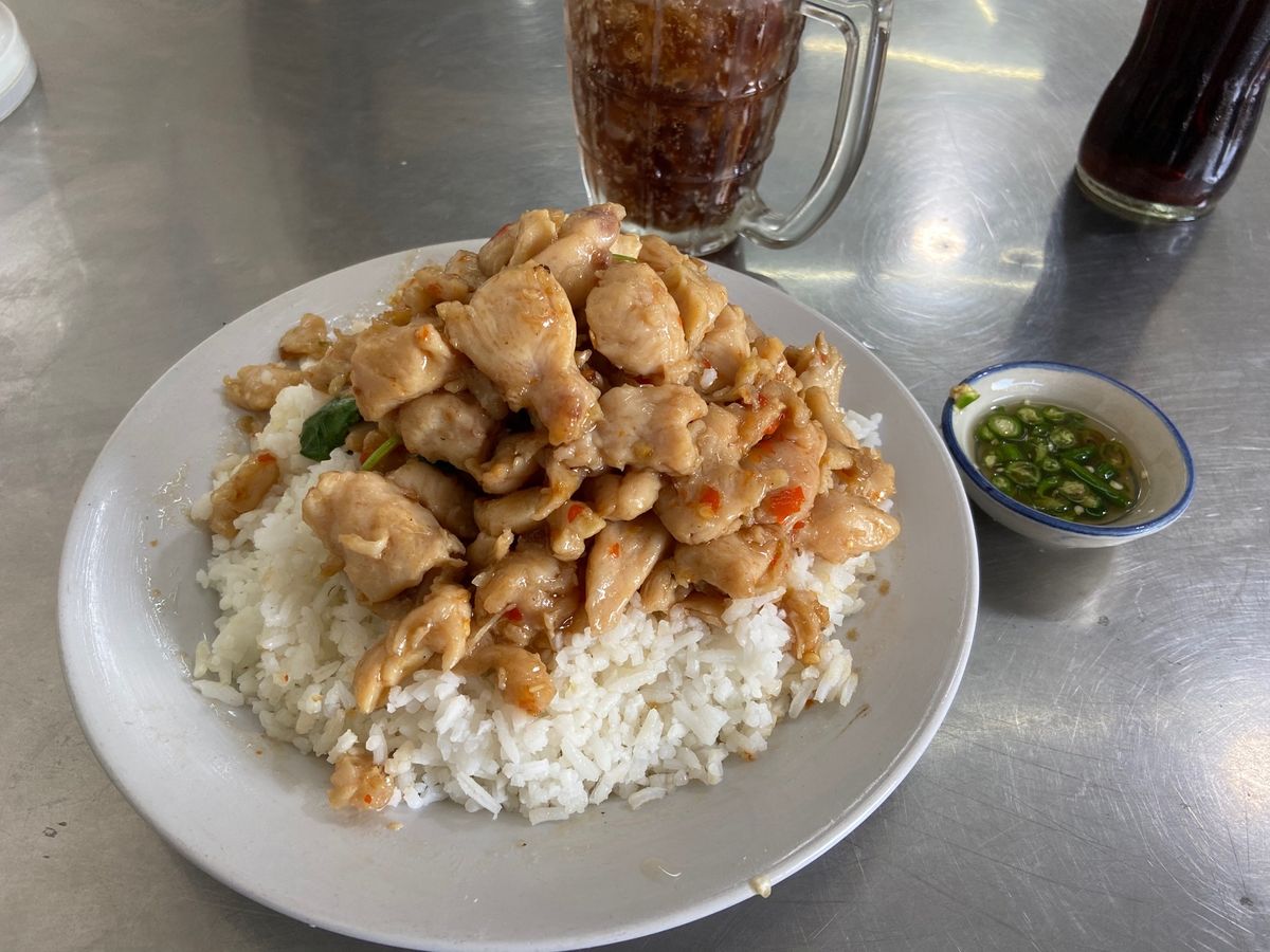 タイ料理が美味すぎて困るw
日本人が多いなぁーと今回も実感‼︎