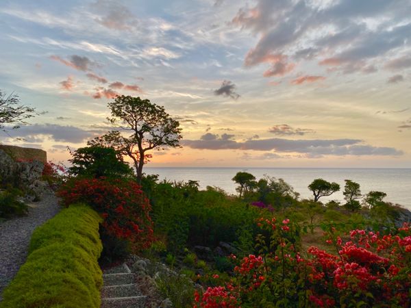 バヌアツ・タンナ島「バヌアツ大自然の旅」の写真：RockwaterResort

夕陽が...