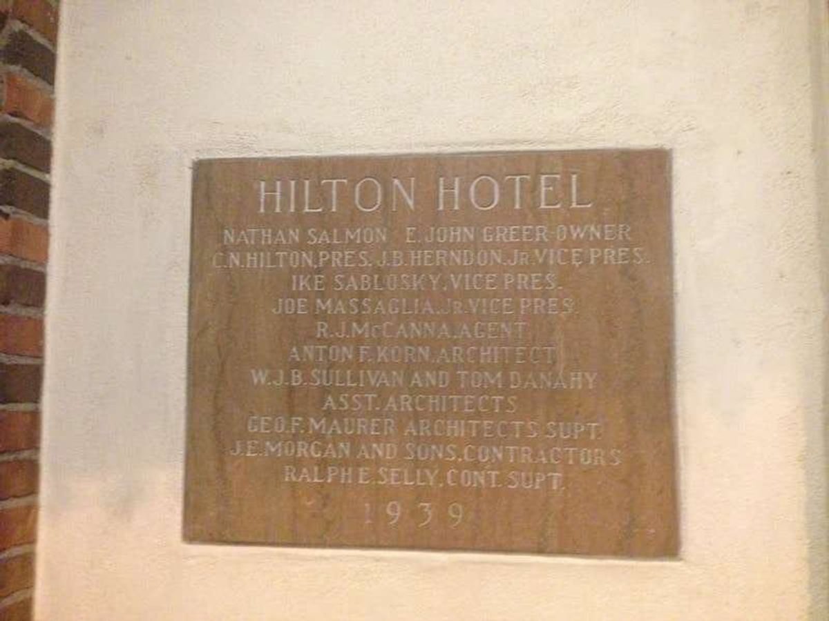 1939年に4番目のHILTON HOTELとして建てられた。
