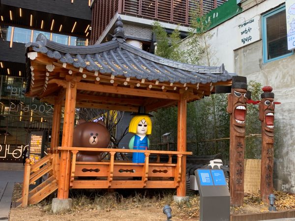 大韓民国 (韓国)・ソウル「今年2度目のソウル」の写真：仁寺洞の新しいショッピングスポット。
L...