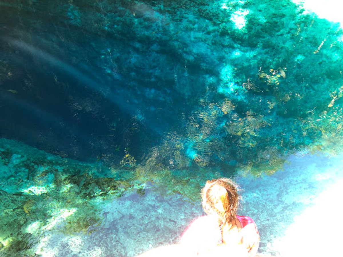 これが魔法の川「Enchanted River」。
画像じゃ伝わりにくいか...