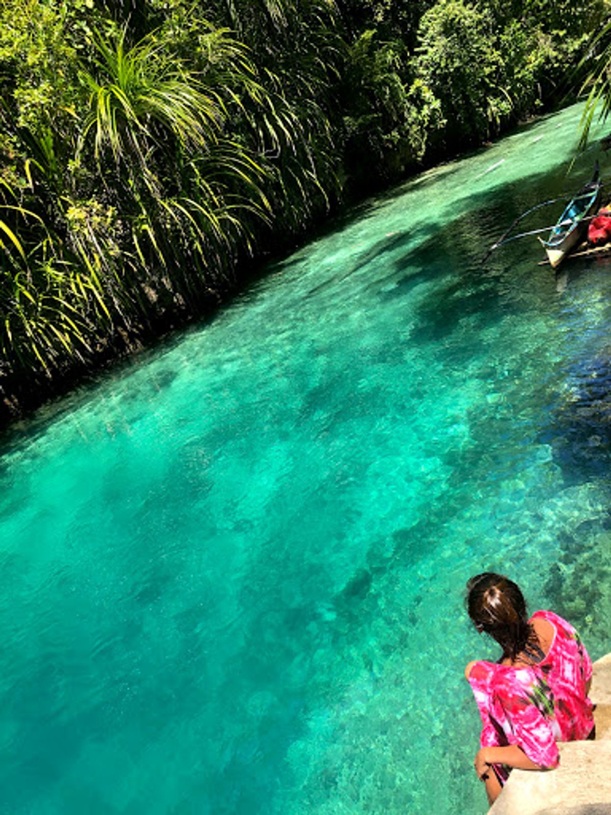 これが魔法の川「Enchanted River」。
画像じゃ伝わりにくいか...