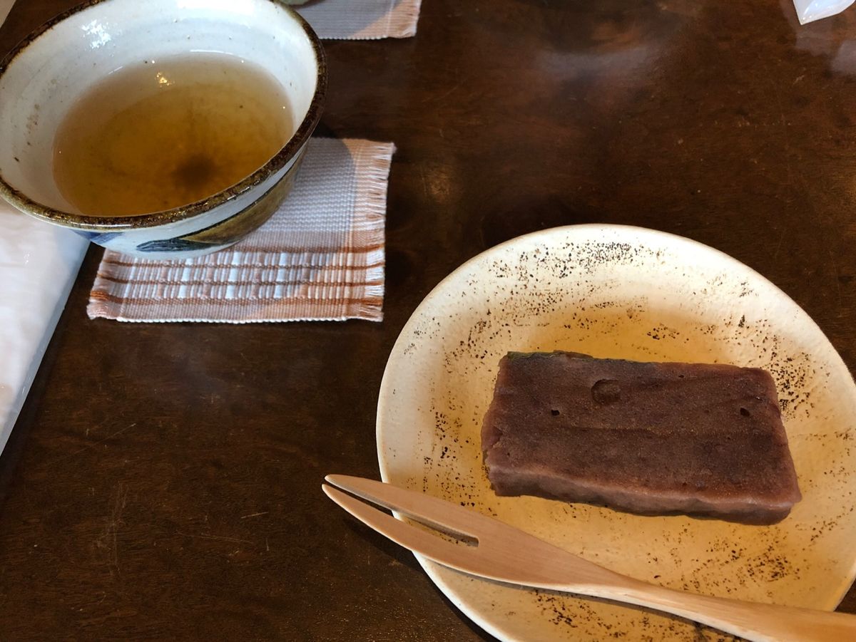 ホテルに着いて初っ端に頂いた月桃の羊羹？？がとっっても美味しかったです😭お...