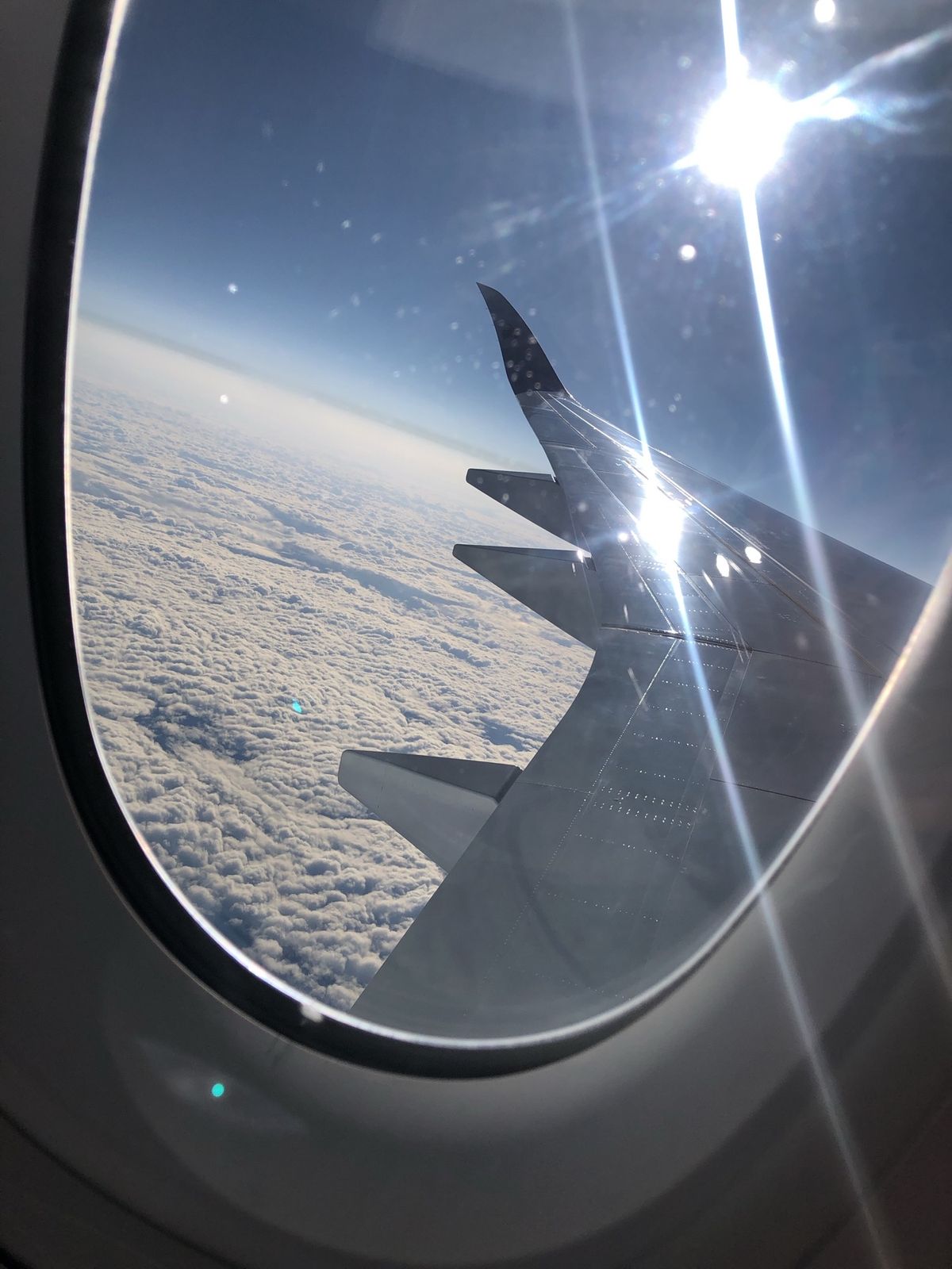 カタール航空を使ってドーハ経由でフィンランドまで。
初海外トランスファー、...
