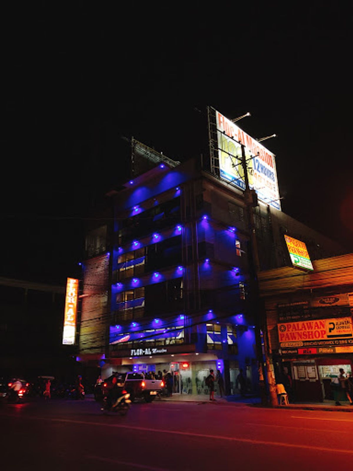 次の目的地は「Siargao island」でヒナトゥアンからとりあえずバ...