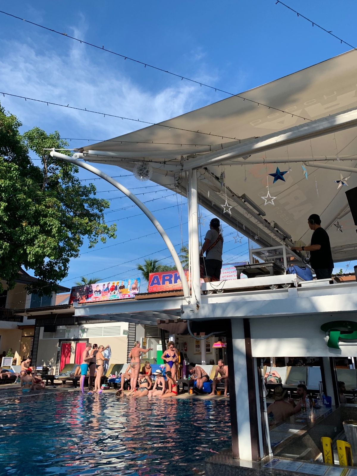 2018-2019の年越しカウントダウンはサムイ島へ。ホテル型ナイトクラブ...