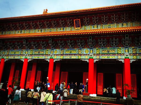 台湾・台北「〜台北〜漢字無理やり訓読みで読みがち🇹🇼」の写真:デカい、赤い、すごい