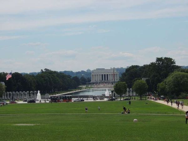 アメリカ(米国)・ワシントンD.C.「2014年 ワシントンD.C.と川を渡ってバージニア州」の写真：リンカーン記念館