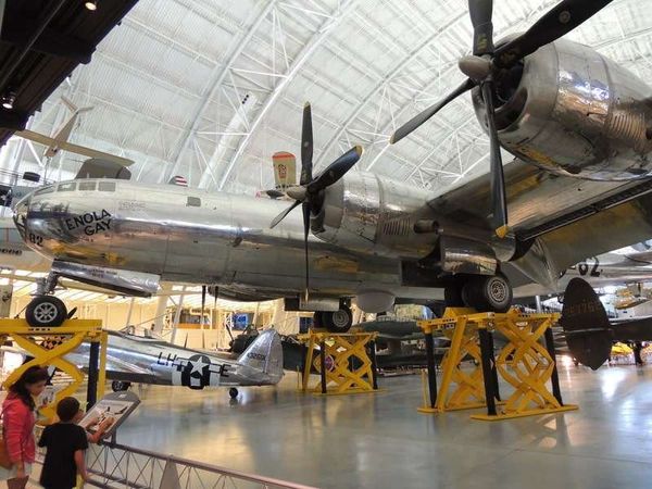 アメリカ(米国)・ワシントンD.C.「2014年 ワシントンD.C.と川を渡ってバージニア州」の写真：スミソニアン国立航空宇宙博物館