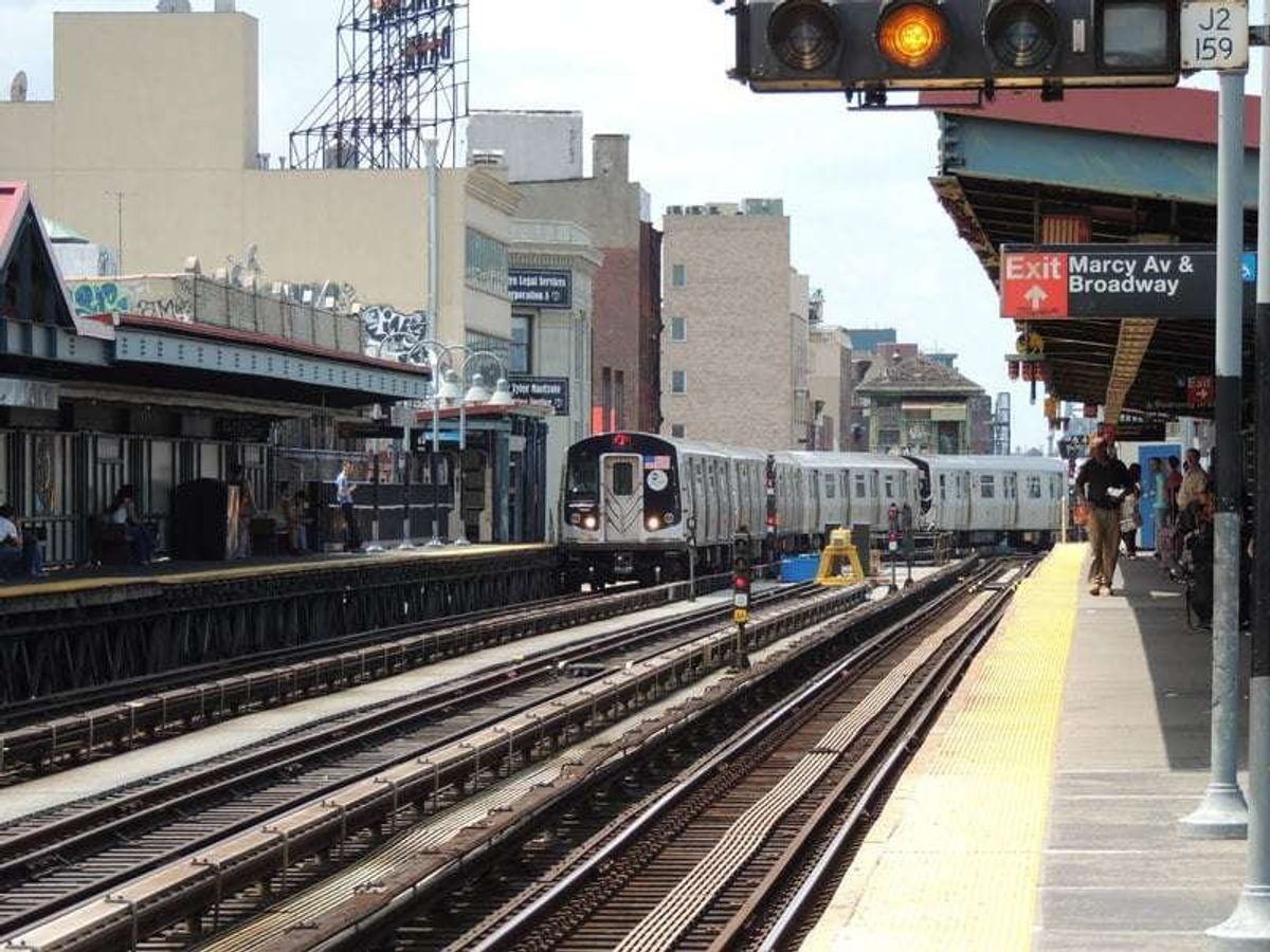 メトロは1回$2.50