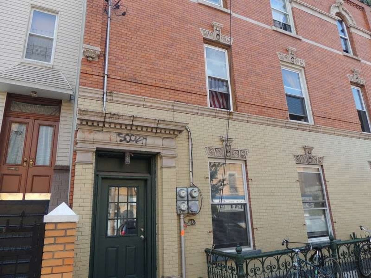 カウチサーフィンホスト　Bebeのアパート
ブルックリン郊外