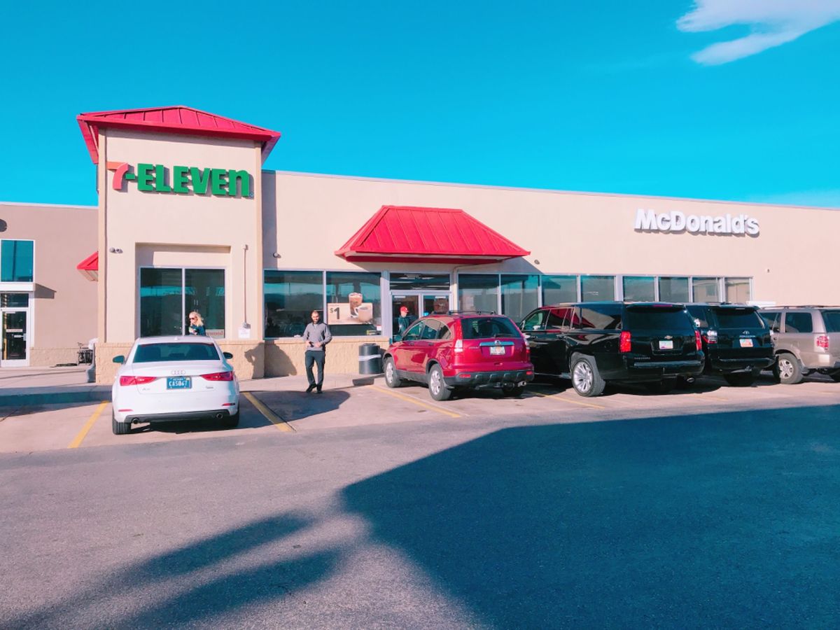 車の旅のなにがいいって、ガチローカルしか来ないような所に来れること。