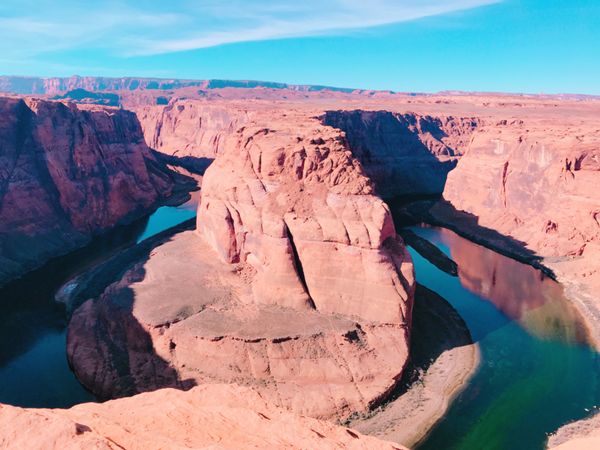 アメリカ(米国)・アリゾナ「〜アリゾナ〜大自然舐めたら大惨事になりがち🇺🇸」の写真:落ちたらヤバいやつ………(偏差値2)