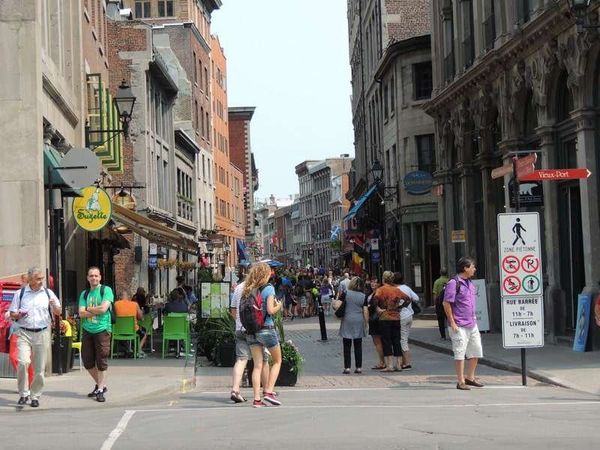 カナダ・モントリオール「2014年 カナダ　33番モントリオール　ケッベック州ではいつまで独立論争が続くのか。」の写真