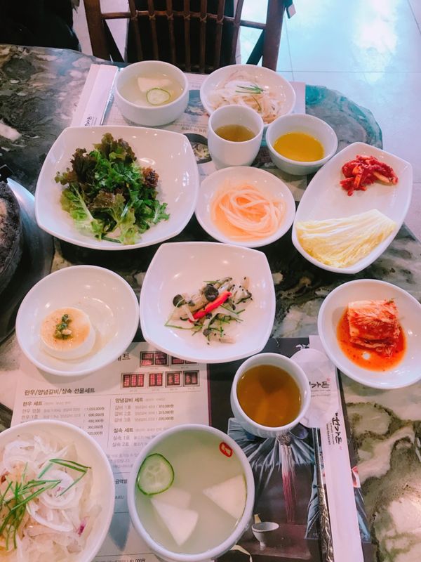 大韓民国 (韓国)・ソウル「〜ソウル〜朝活は諦めがち🇰🇷」の写真：絶望的に食べ物撮るセンスがない