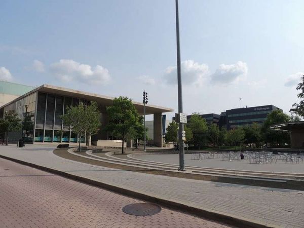 アメリカ(米国)・ミシガン「2014年 ミシガン州　グランドラピッズ　衰退する街から住みたい街へ」の写真：ショートフィルムで映った通り