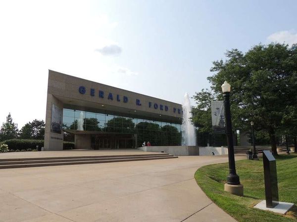 アメリカ(米国)・ミシガン「2014年 ミシガン州　グランドラピッズ　衰退する街から住みたい街へ」の写真：ジェラルド・R・フォード大統領博物館(G...