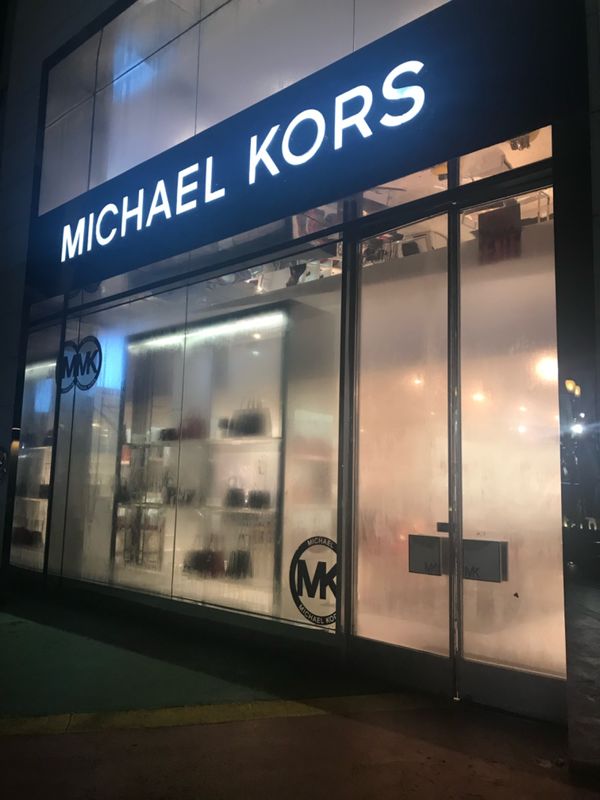 グアム・グアム「〜グアム〜現地人いなさすぎてどこに来たのか迷走しがち🇬🇺」の写真:冷房の寒さが一目でわかるマイケルコース