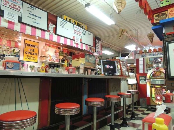 アメリカ(米国)・ネブラスカ「2014年 ネブラスカ州　オマハ　ウォーレン・バフェットとマルコムXゆかりの街」の写真：フェアモント・アンティークス&amp;マーカンタ...