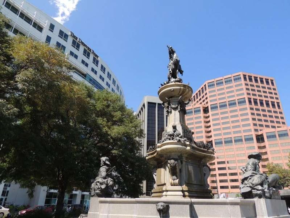 シヴィック・センター・パーク(Civic Center Park)