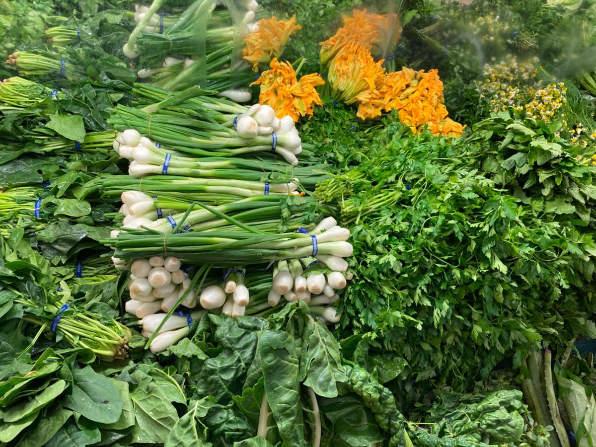 今日もレストランは根こそぎ閉まってるのでParque Deltaのスーパー...