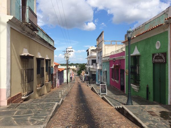 ベネズエラ・ボリバル共和国・シウダードボリバル「Venezuela」の写真：空港からシウダードボリーバルの街へ、ここ...